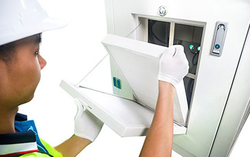 空氣懸浮鼓風(fēng)機出現(xiàn)低電壓現(xiàn)象時怎么辦？